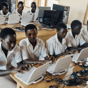 SHS students Online study