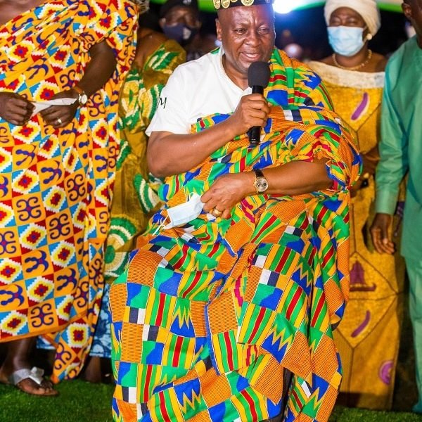 Mahama enstooled as Nkosuohene