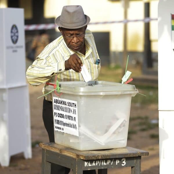 shot for snatching ballot box