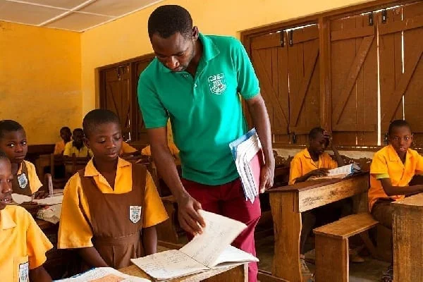 Teacher license card issuing - Closing date for Central Region