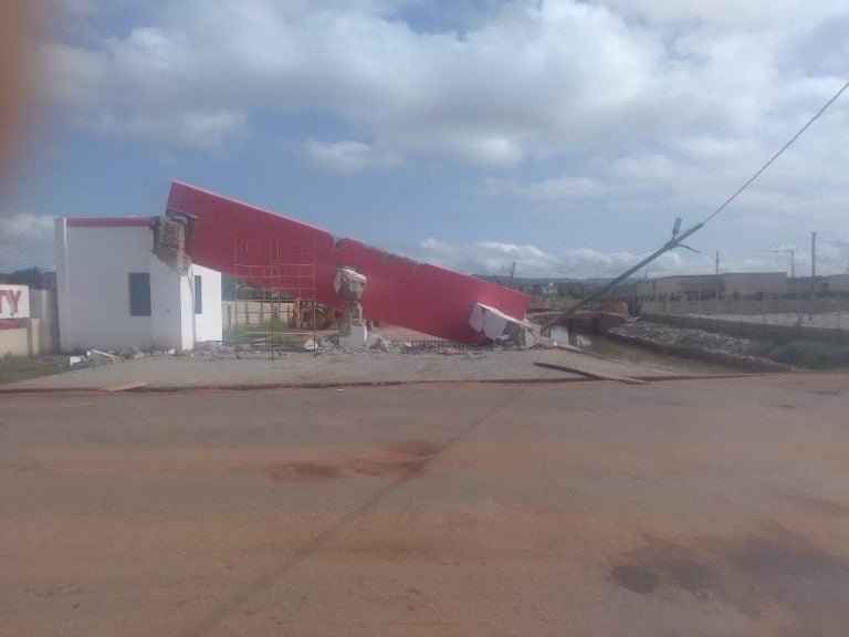 Pantang Residents Chase Trasacco Over Illegal Demolition @ Pantang