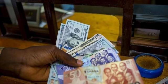 $1 now sells at GH¢14.00 as cedi depreciates 12.08% US Dollar to Cedi Exchange Rates illegal money changing