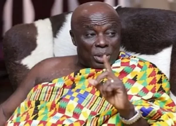 Angry Okyenhene destools Benkumhene over illegal mining