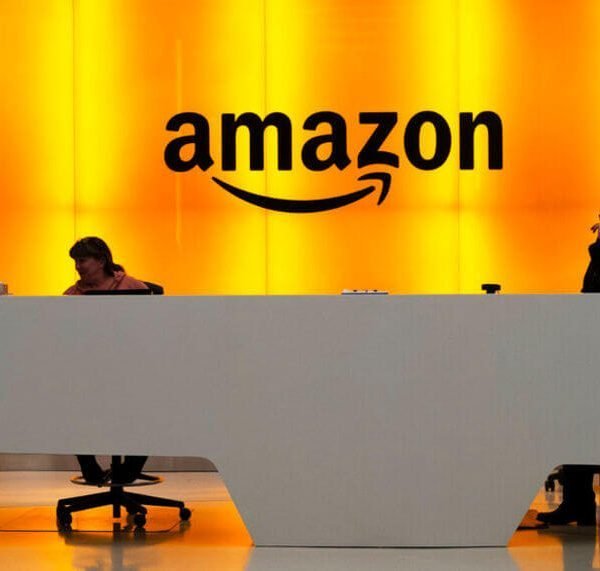 Amazon to Cut 9000 More Jobs in Second Round of Layoffs