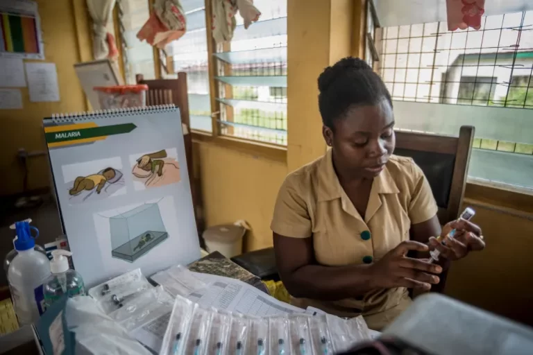 Ghana becomes first country to approve Oxford’s malaria vaccine