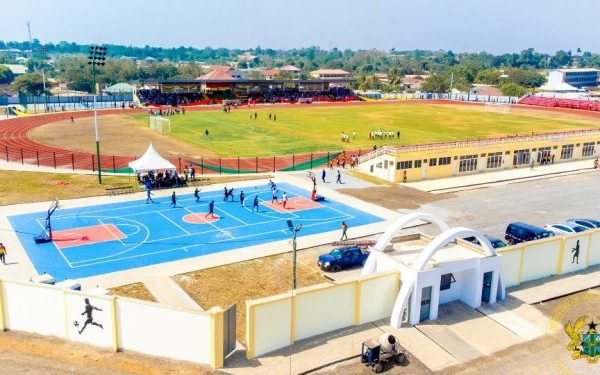 President Akufo-Addo commissions Koforidua Youth Resource Centre