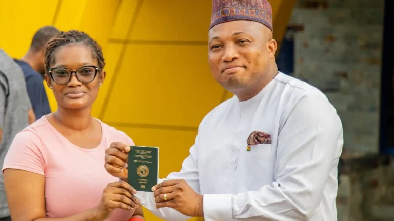 Minister of Foreign Affairs promises 15-day passport delivery under new reform