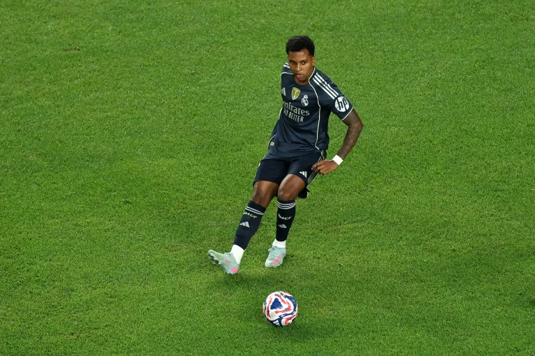 Transfer News: Liverpool In Direct Talks With Rodrygo Goes